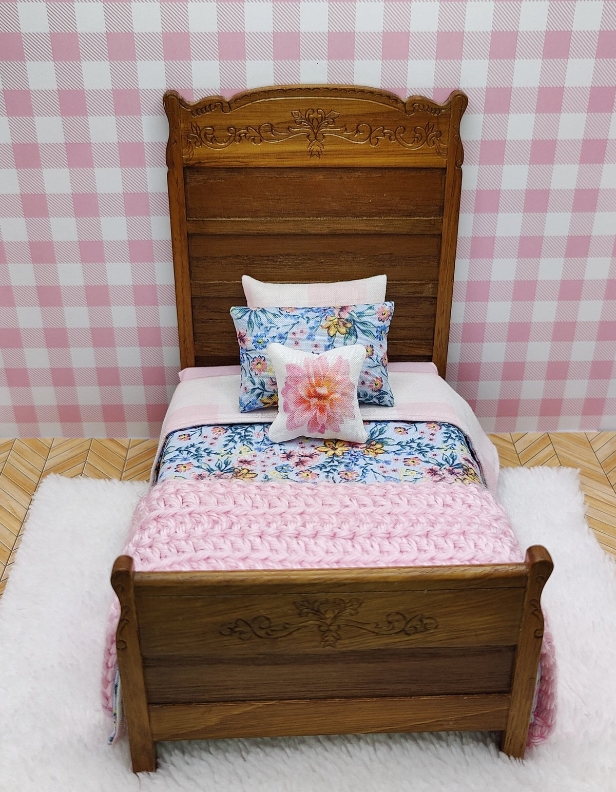 Dollhouse Miniature Single Bed Bedding Set Dollhouse Girl Room Floral | Plaid Blue and Pink with Accent Pillow
