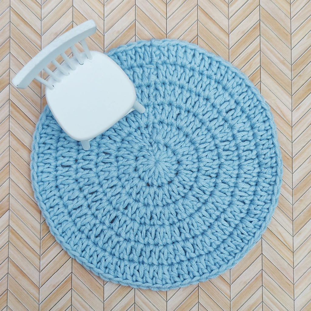 Miniature Roung Crochet Rug