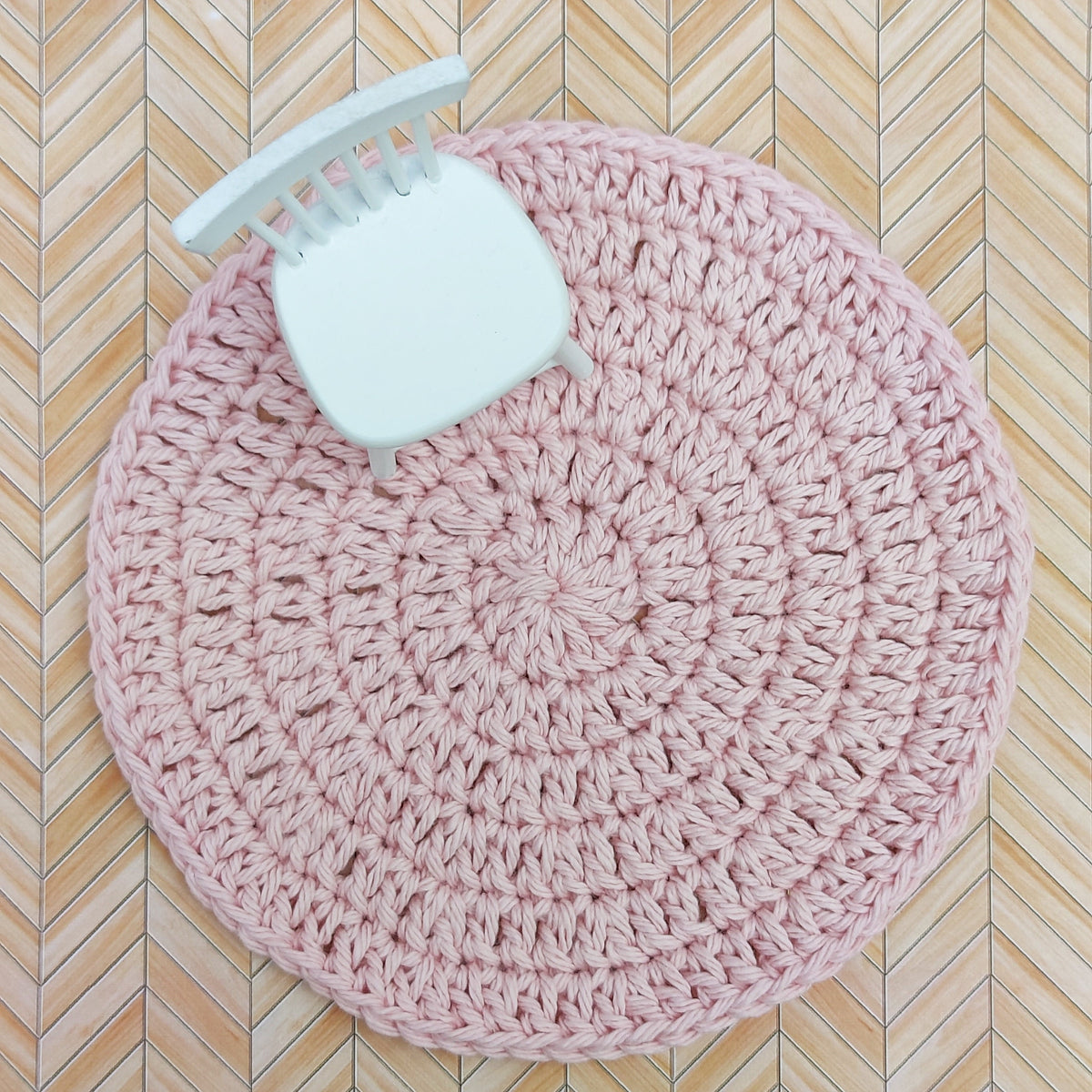 Miniature Roung Crochet Rug