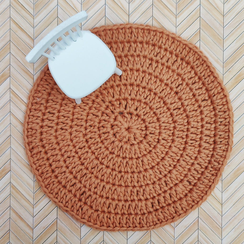 Miniature Roung Crochet Rug