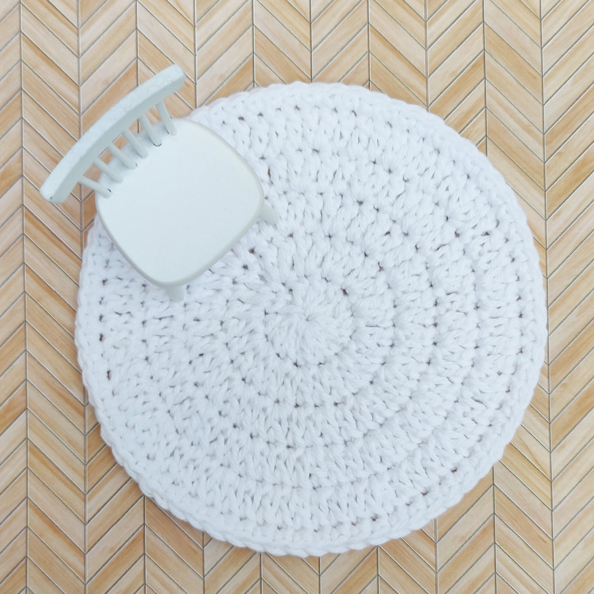 Miniature Roung Crochet Rug