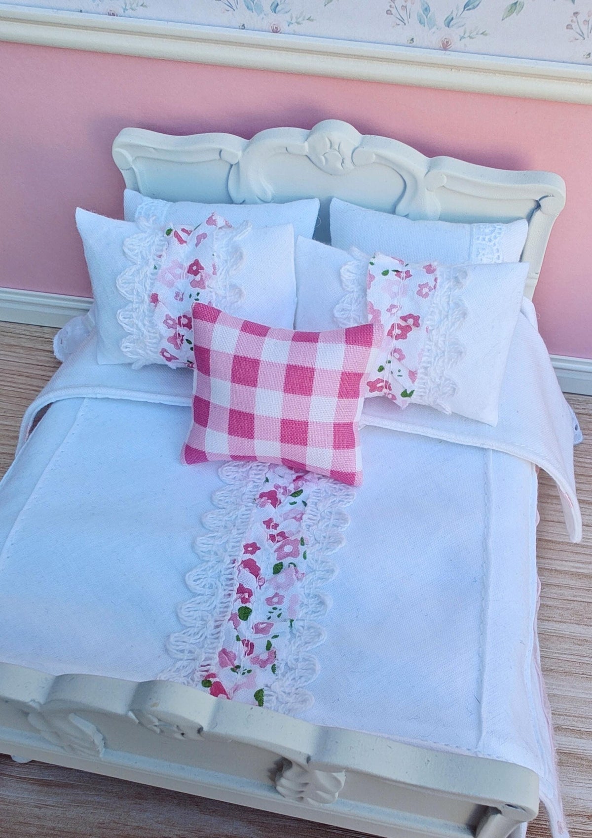 Miniature Dollhouse White & Pink Bedding Set LIMITED QUANTITY!