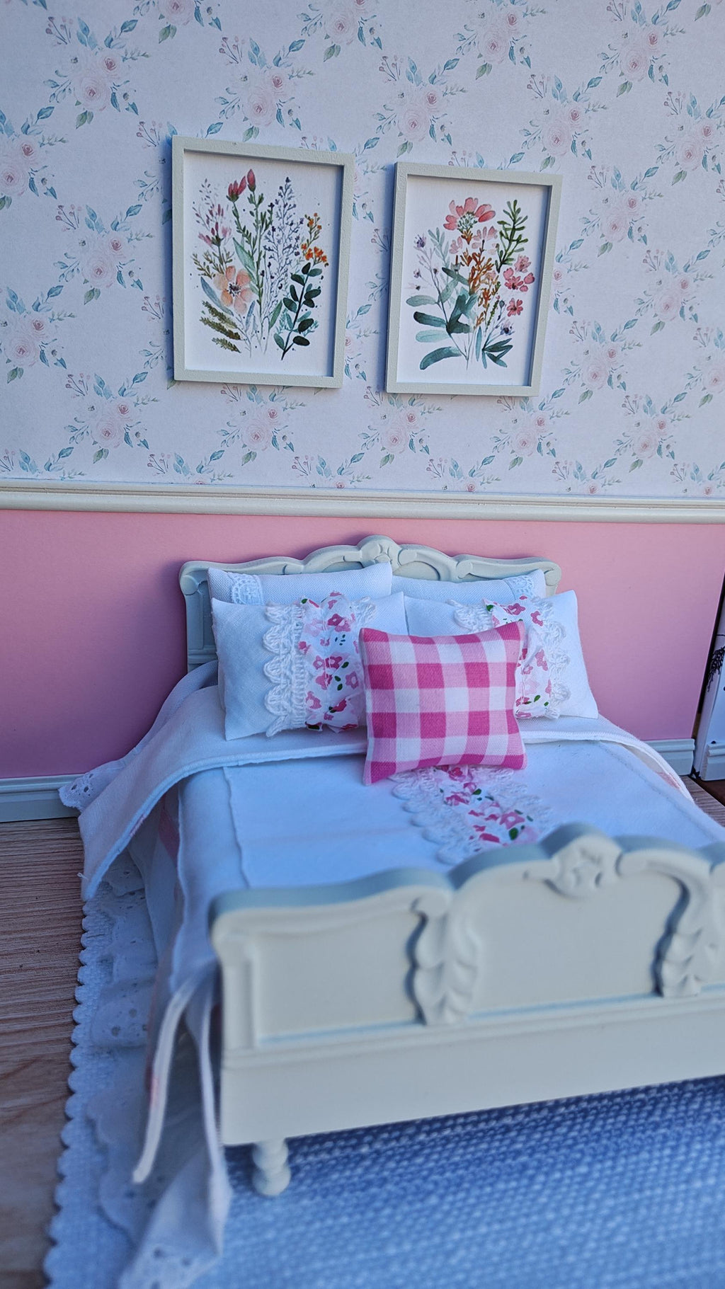 Miniature Dollhouse White & Pink Bedding Set LIMITED QUANTITY!