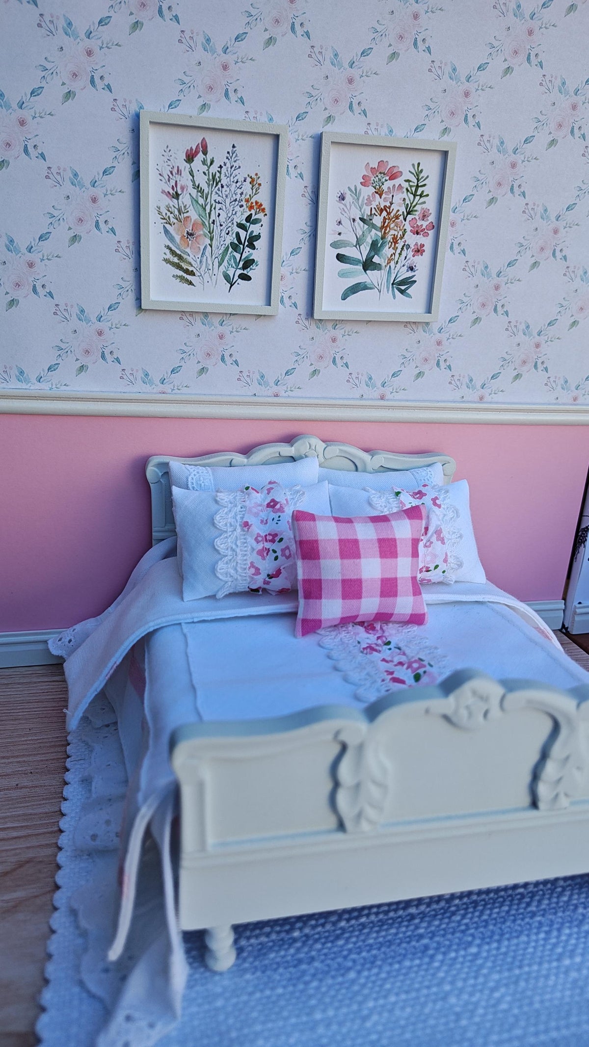 Miniature Dollhouse White & Pink Bedding Set LIMITED QUANTITY!