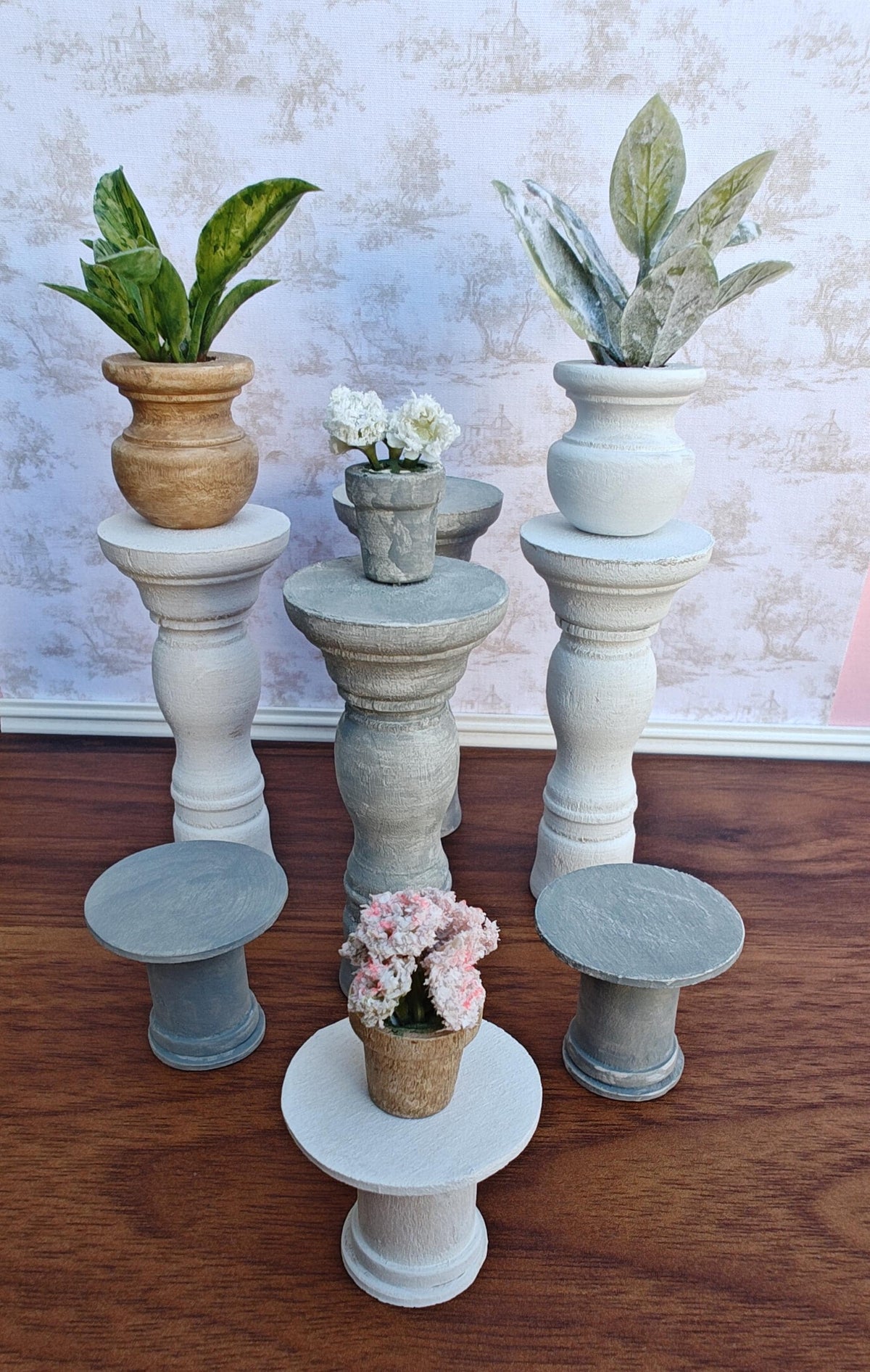 Miniature Pedestals, Plant Stands Modern Dollhouse Decor
